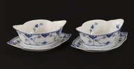 Såsskålar ett par, "Musselmalet", Royal Copenhagen