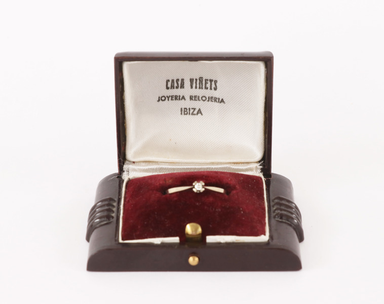 Enstensring i 18k vitguld