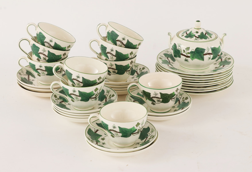 Teservisdelar, "Napoleon Ivy", Wedgwood, England