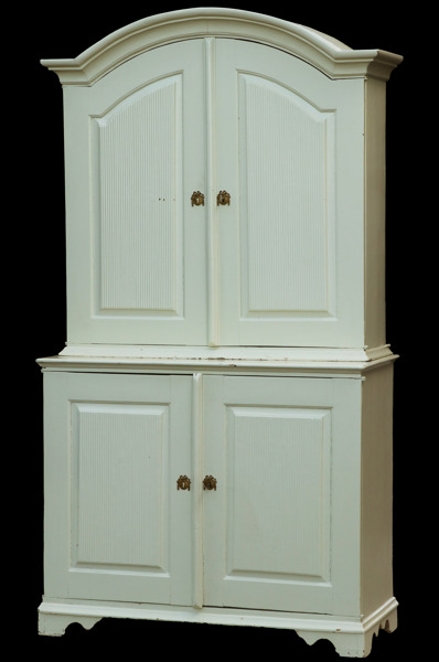 Salskåp, gustavianskt, 1800-talets första hälft