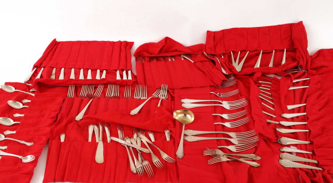 Bestickuppsättning i nysilver, "Haga"