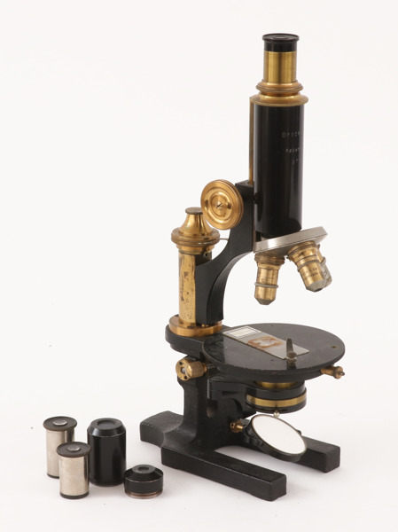 Mikroskop, Brock & co, Köpenhamn, Danmark, 1900-talets första hälft