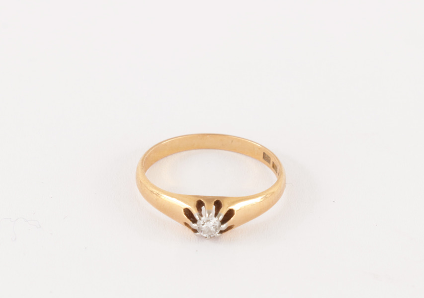 Enstensring i 18k