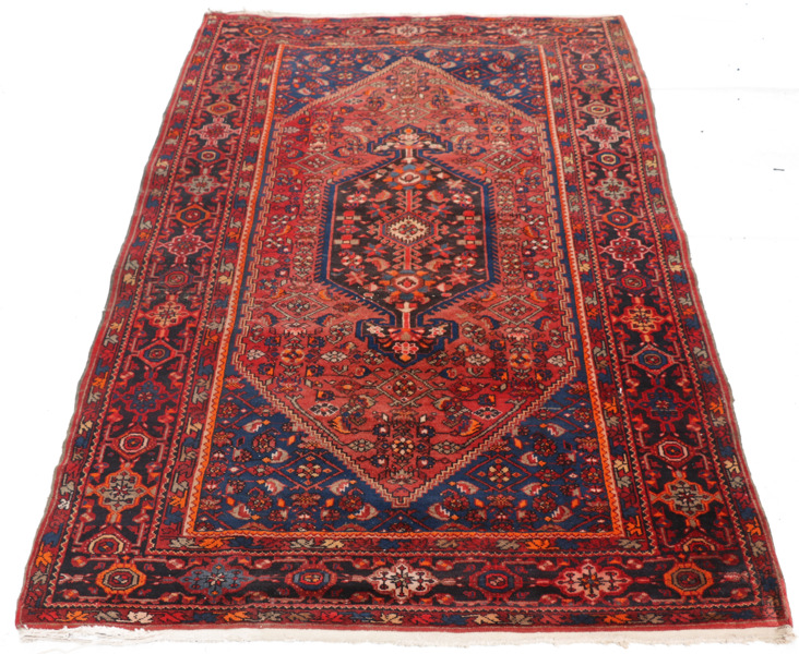 Handknuten matta, orientalisk