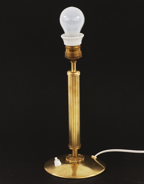 Bordslampa, omkring 1900-talets mitt