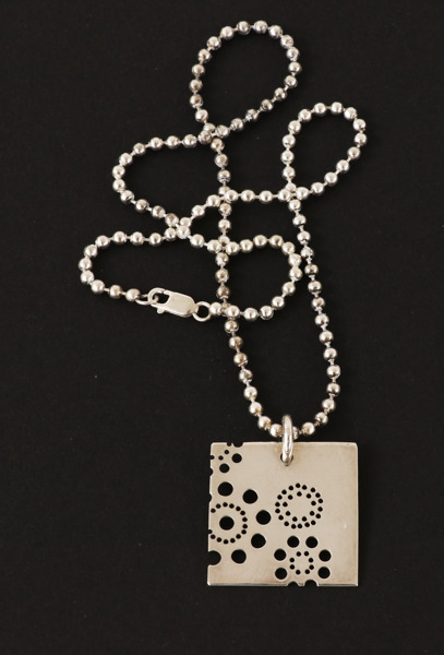 Halsband, Sara O. Roth, Falun, 2009