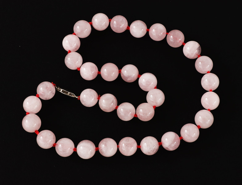 Halsband med rosenkvarts