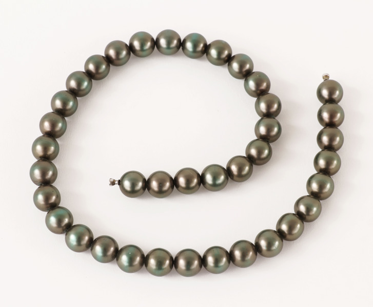 Halsband, Ole Lynggaard, Danmark