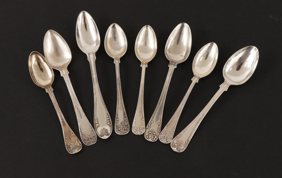 Skedar 8st, silver, "Gammal Fransk", bl.a. 1800-tal