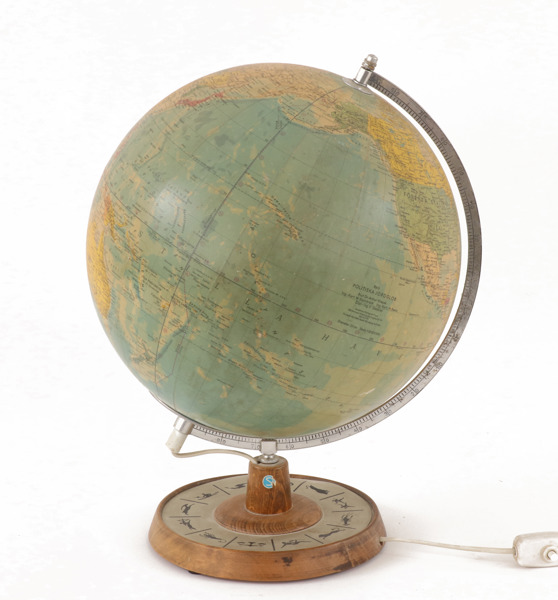 Jordglob med belysning, Räths