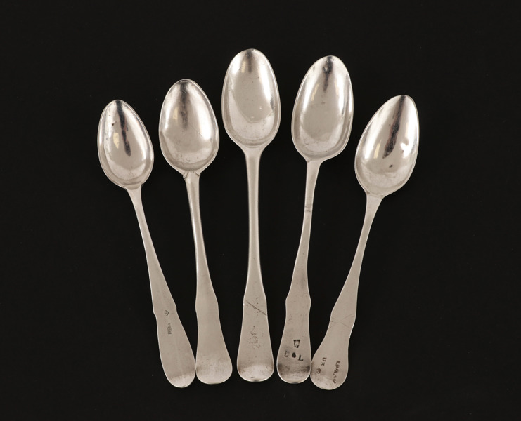 Teskedar 5st, silver, 17- samt 1800-tal