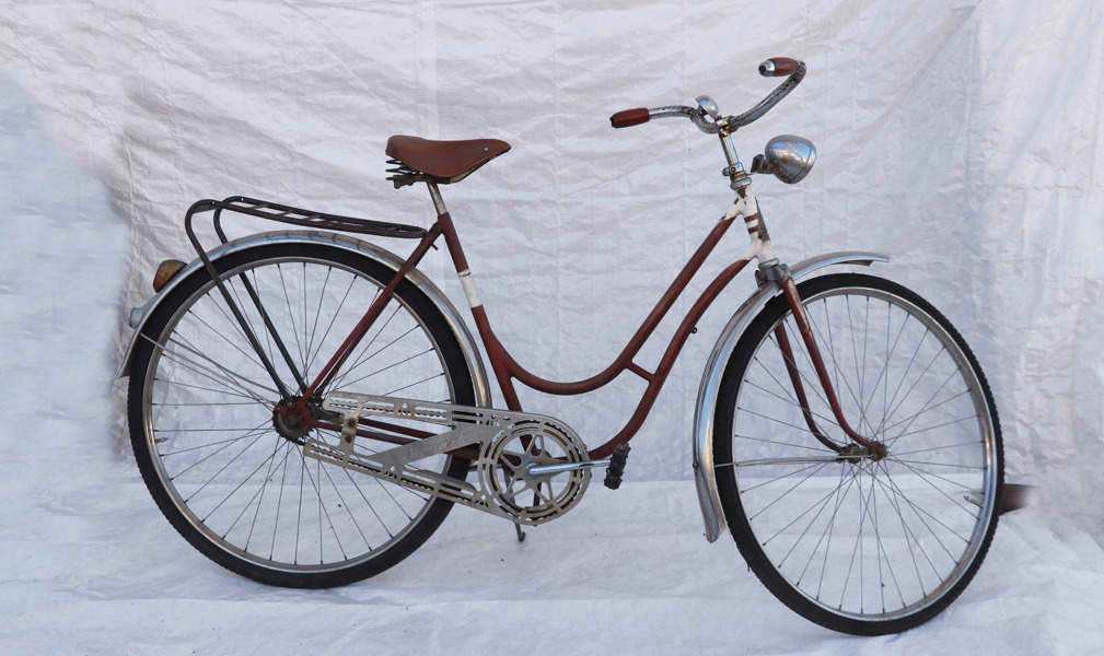 Äldre damcykel, Monark