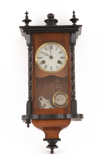 Litet pendelur, Junghans, omkring år 1900