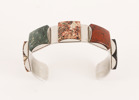 Armring, Stenlya