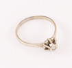 Enstensring i 18k vitguld