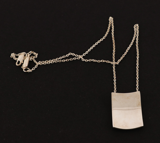 Halsband med hänge, sterlingsilver, Efva Attling, Stockholm