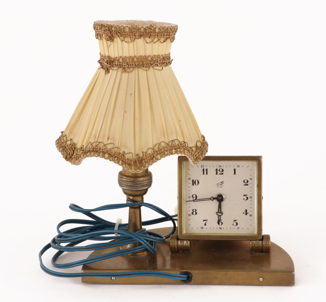 Bordsur med lampa, omkring 1900-talets mitt