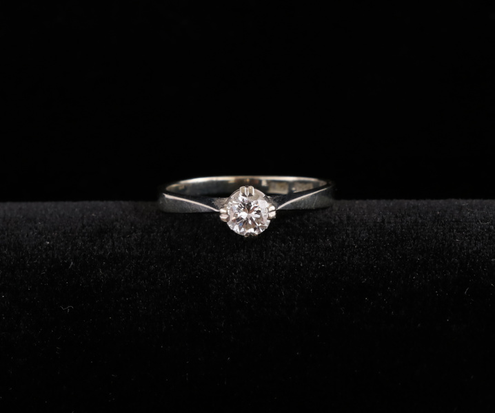 Enstensring i 18k vitguld