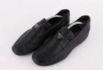 Loafers ett par, Prada, Italien
