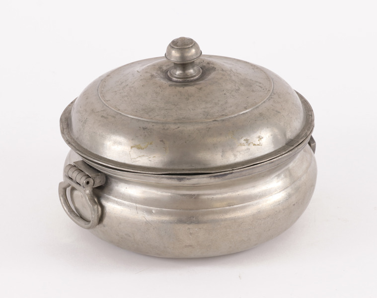 Grötskål i tenn, 1800-tal