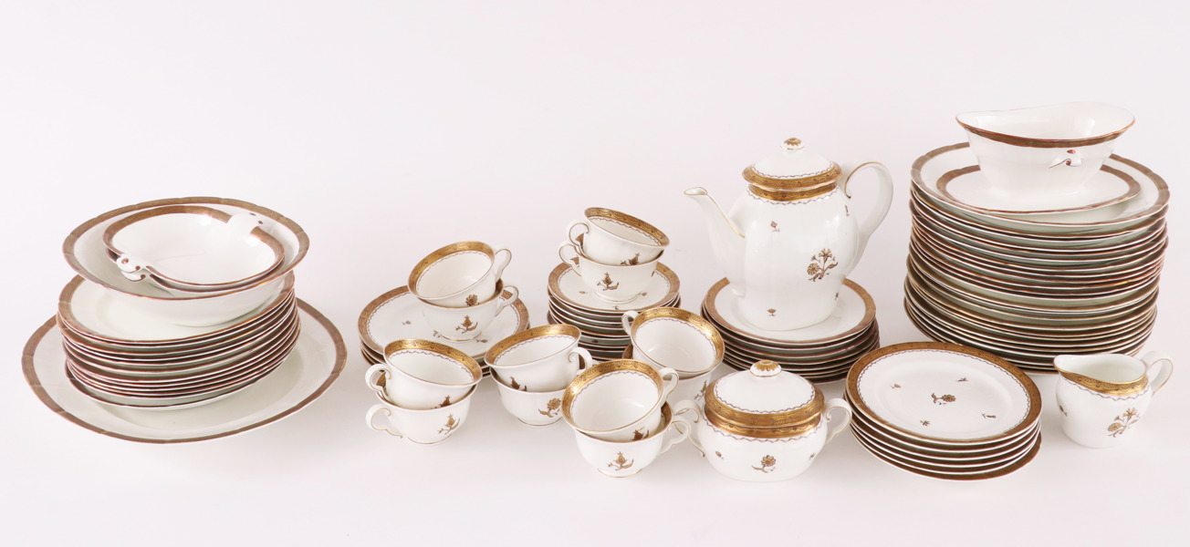 Mat- och kaffeservisdelar, Gustavsberg, bl.a. "Ambassadör", Wilhelm Kåge