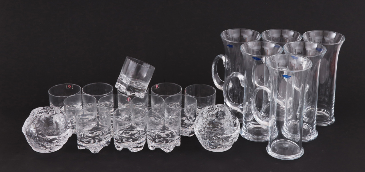 Glas 21 delar, mestadels Finland