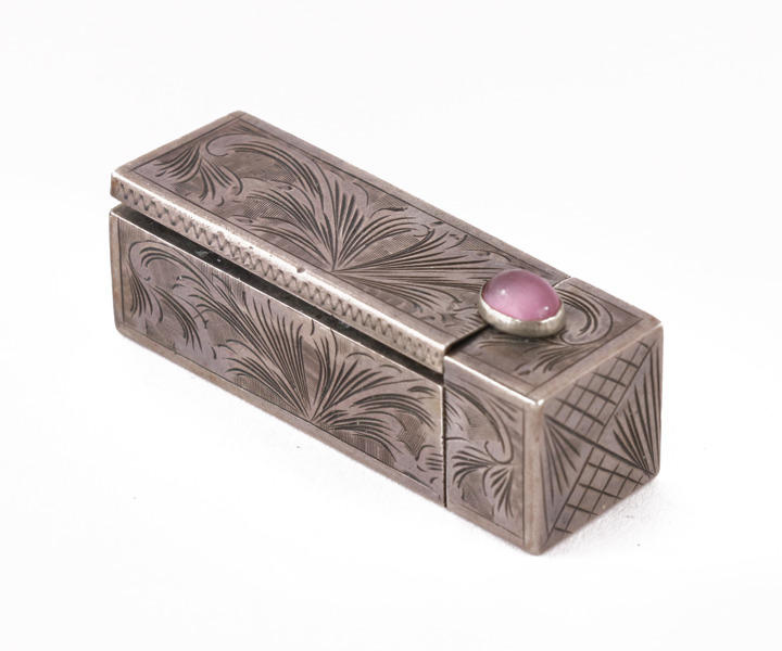 Läppstiftsfodral i silver, Italien, 1900-talets första hälft