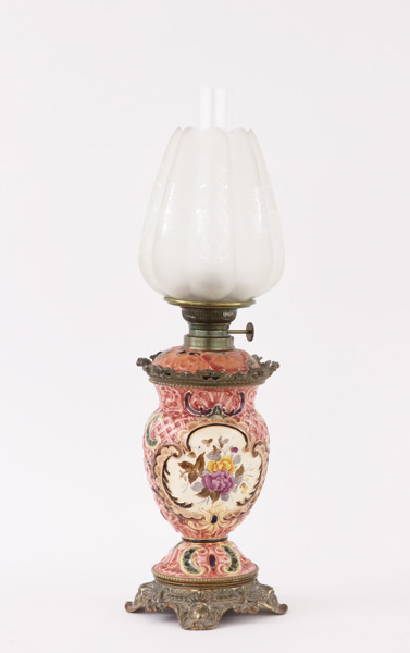 Bordsfotogenlampa, omkring år 1900