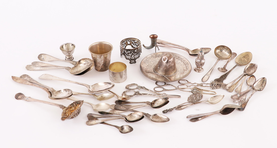 Parti silverföremål, bl.a. sterling