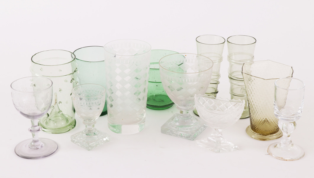 Glas 12 delar, bl.a. 1800-tal