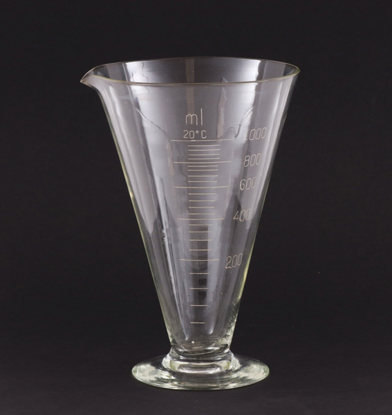 Måttkanna, 1000ml, 1900-talets första hälft