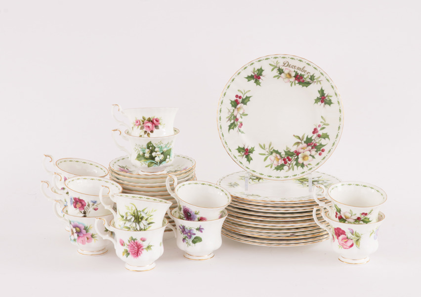 Kaffeservis, "Flower of the month", Royal Albert, England