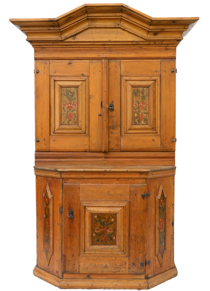 Skänkskåp, allmoge, daterat 1757