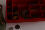 Parti pins och märken, enstaka i silver