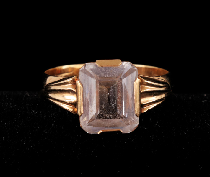 Ring i 18k