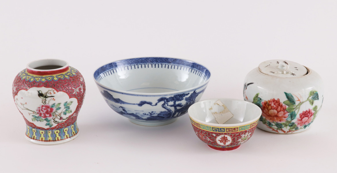 Orientaliska föremål 4 delar, bl.a. 18/1900-tal