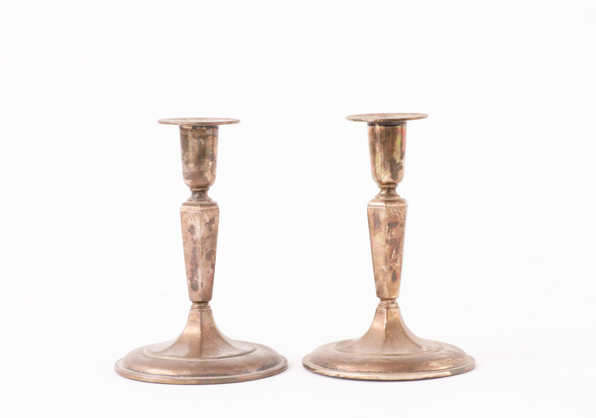 Ljusstakar ett par, silver, 1900-talets andra hälft