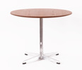 Soffbord, Arne Jacobsen för Fritz Hansen, Danmark, 