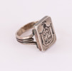 Adelsring i silver, 1800-tal