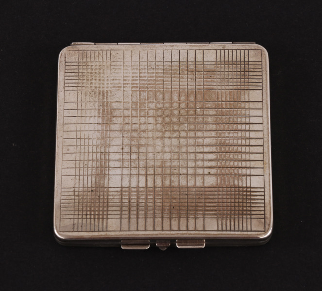 Cigarettetui i silver, 1900-talets första hälft