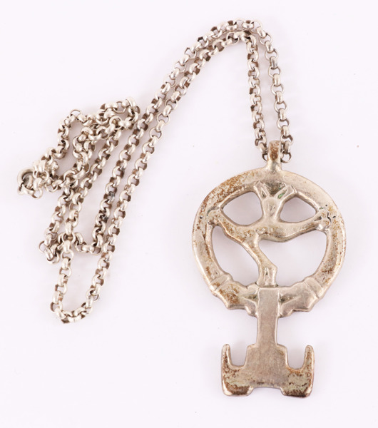 Halsband med hänge, "Himmelrikets nyckel", WA Bolin, Stockholm, 1962