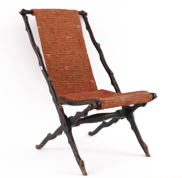 Fällstol, naturalistisk stil, omkring år 1900
