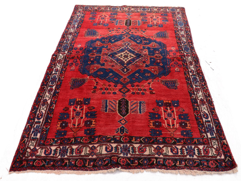 Handknuten matta, orientalisk