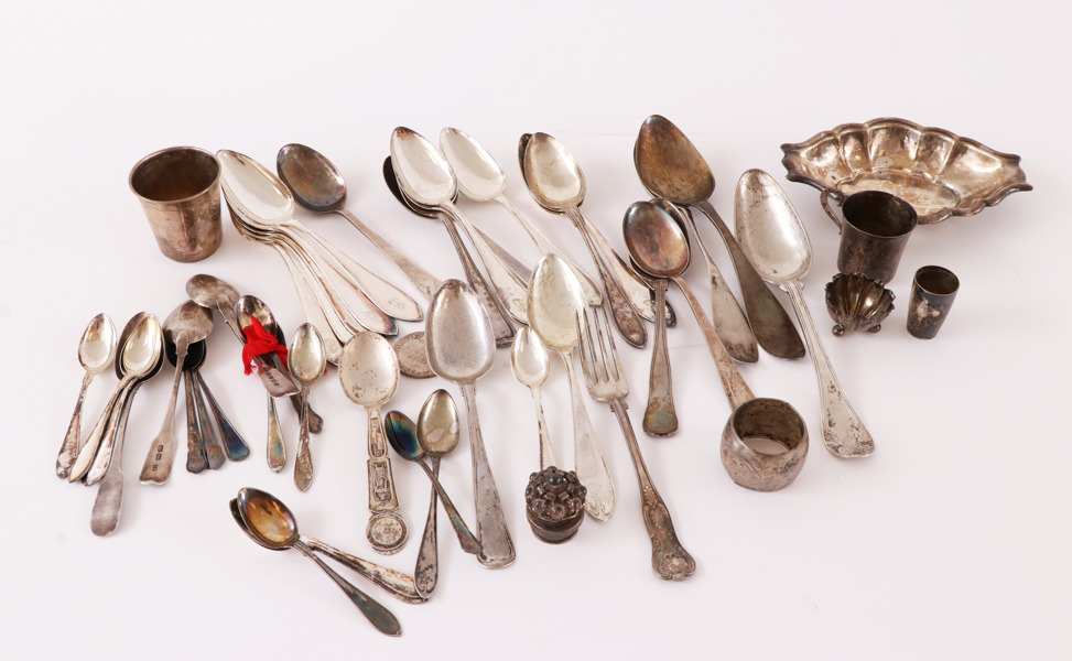 Parti silverföremål, bl.a. sterling