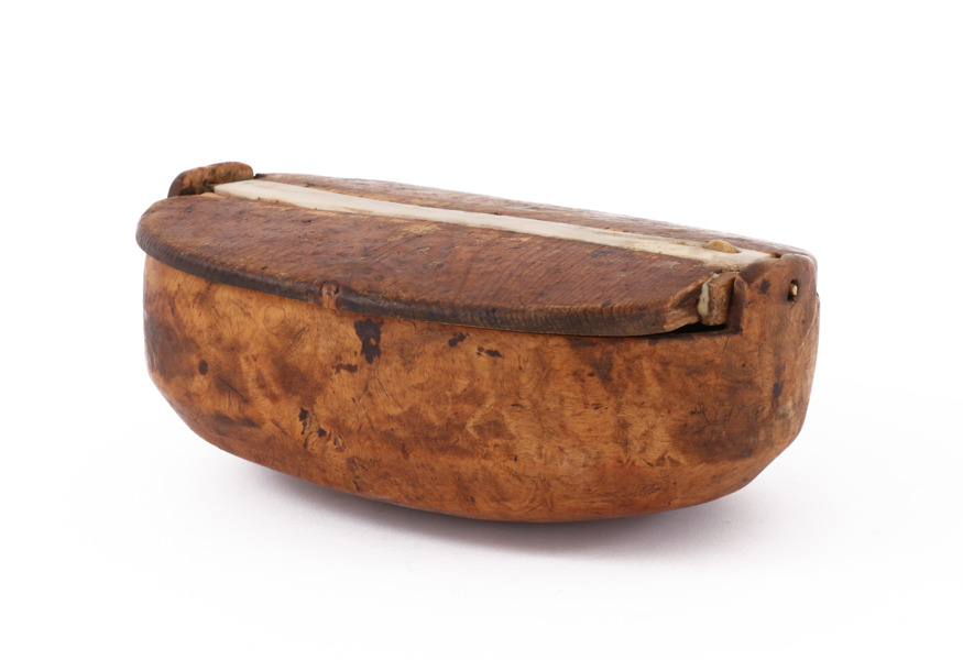 Kantin med lock, samisk, 17/1800-tal