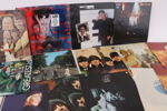 Parti LP-skivor, mestadels The Beatles samt ABBA