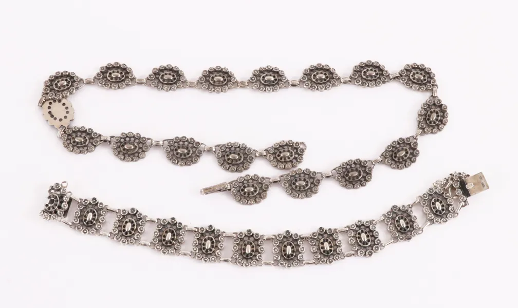 Hals- och armband i sterlingsilver