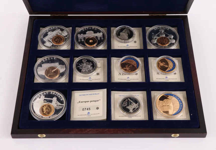 Mynt och medaljer 11 delar, bl.a. "Europas Pengar"