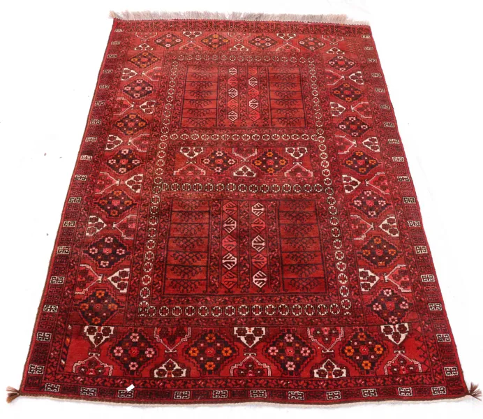 Handknuten matta, orientalisk