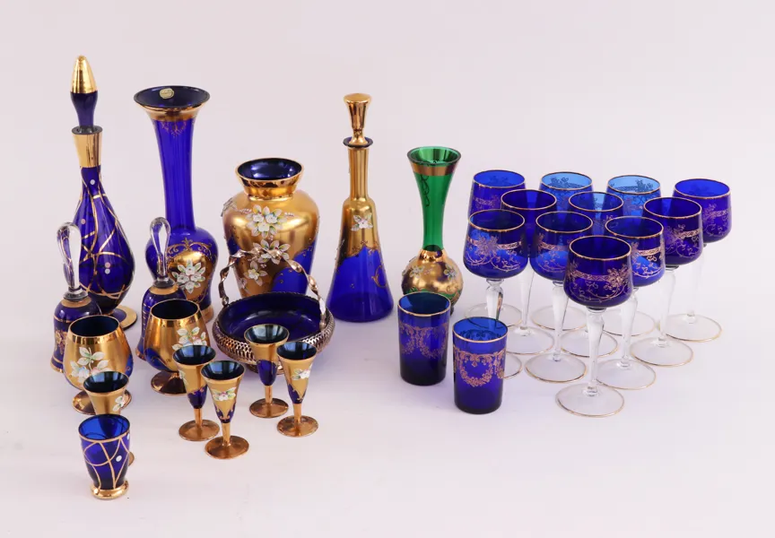 Parti glas, bl.a. Italien